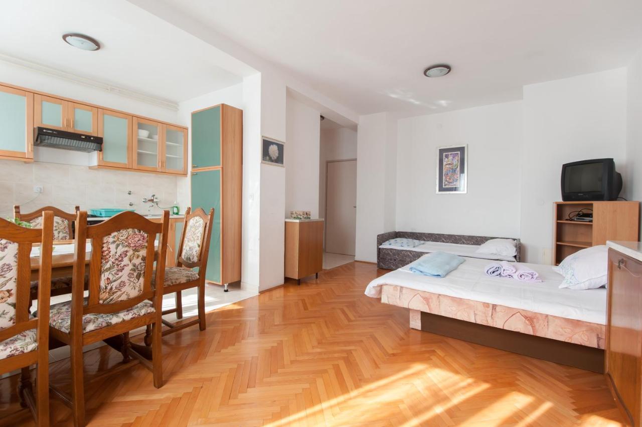 Apartments By The Sea Turanj, Biograd - 6445 Exterior photo